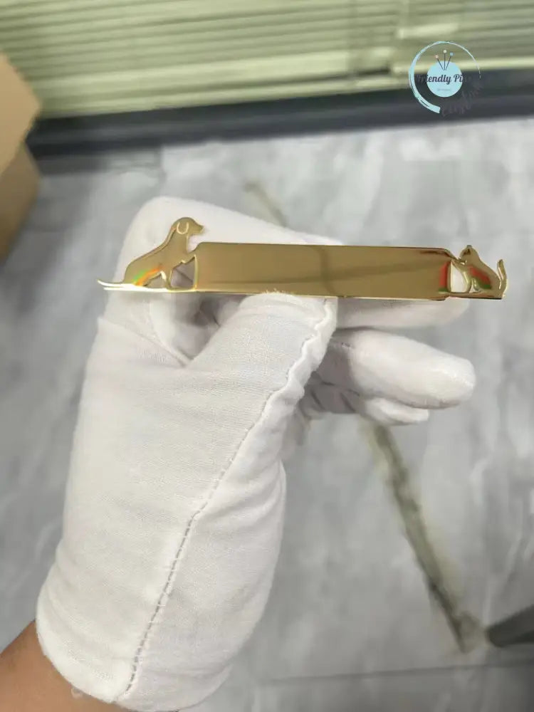 Ecuson - Dr./As. - Veterinar Gold